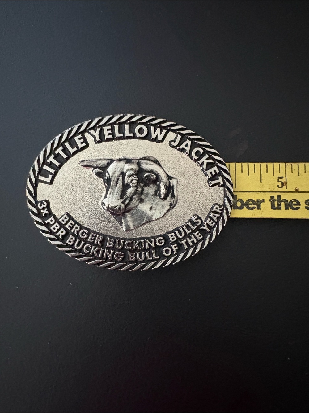 Little Yellow Jacket PBR Bucking Bull Commemorative Belt Buckle Berger Bulls - Picture 4 of 5